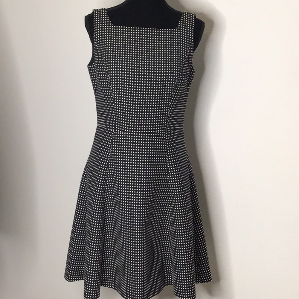 Lauren Ralph Lauren dress navy with white polka dot sleeveless dress size 8